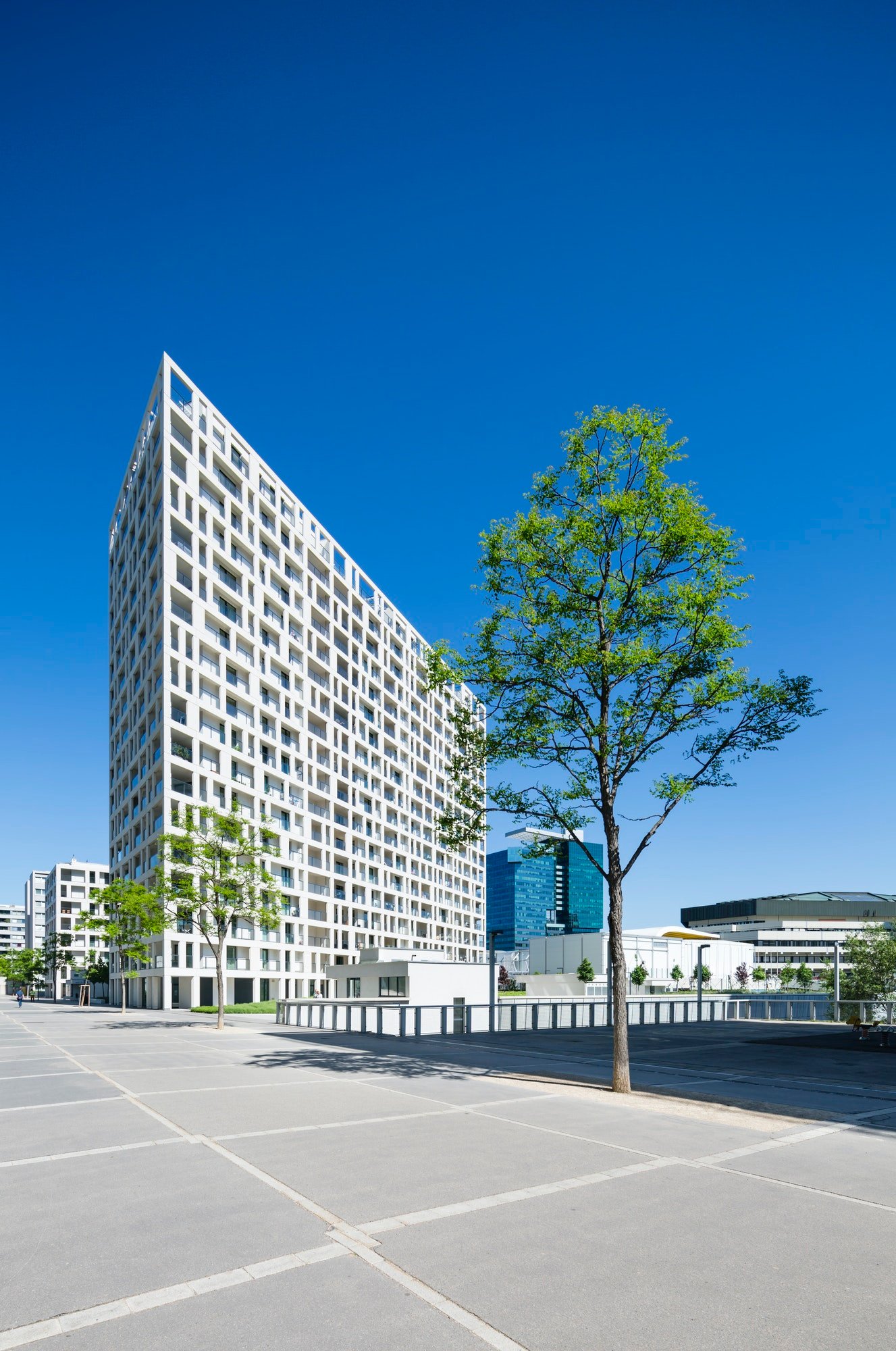donau-city-appartment-building-in-vienna-austria.jpg